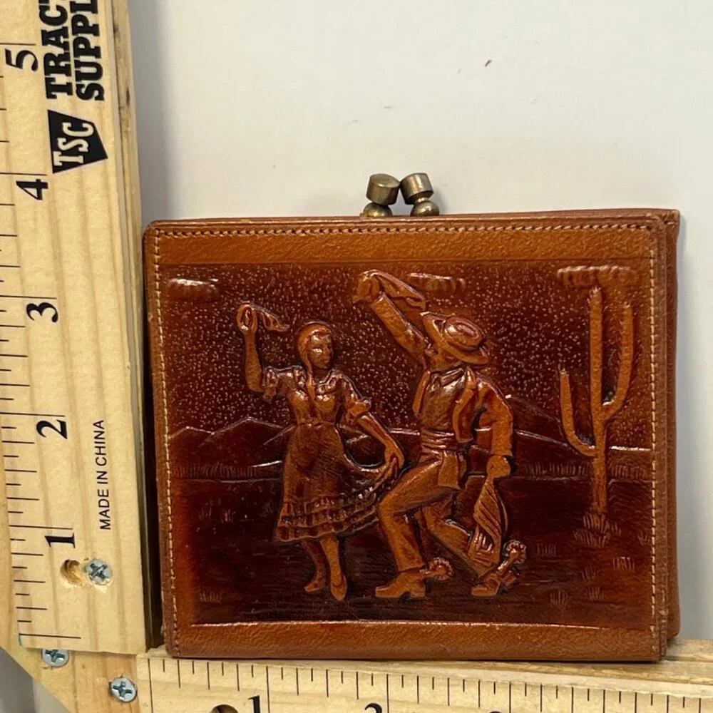 Vintage Leather Kiss Lock Wallet Western Embossed Cowboy Couple Cactus Brown Tan - Picture 4 of 4